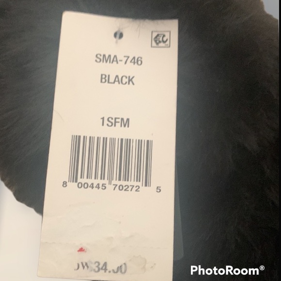 Steve Madden Faux Fur Pom Pom Beanie & Fingerless Gloves Mittens MSRP: $82 - Picture 6 of 7